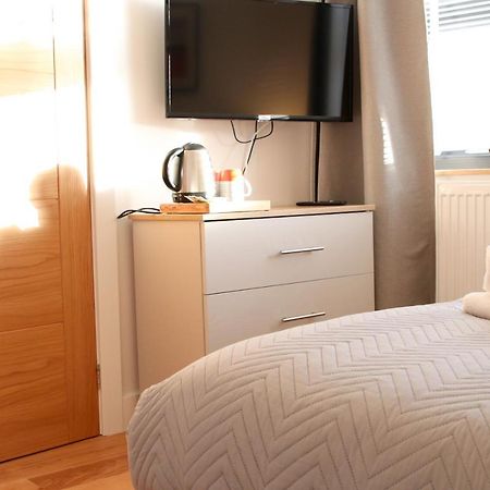 Exclusive Ensuite Double Room Londra Esterno foto