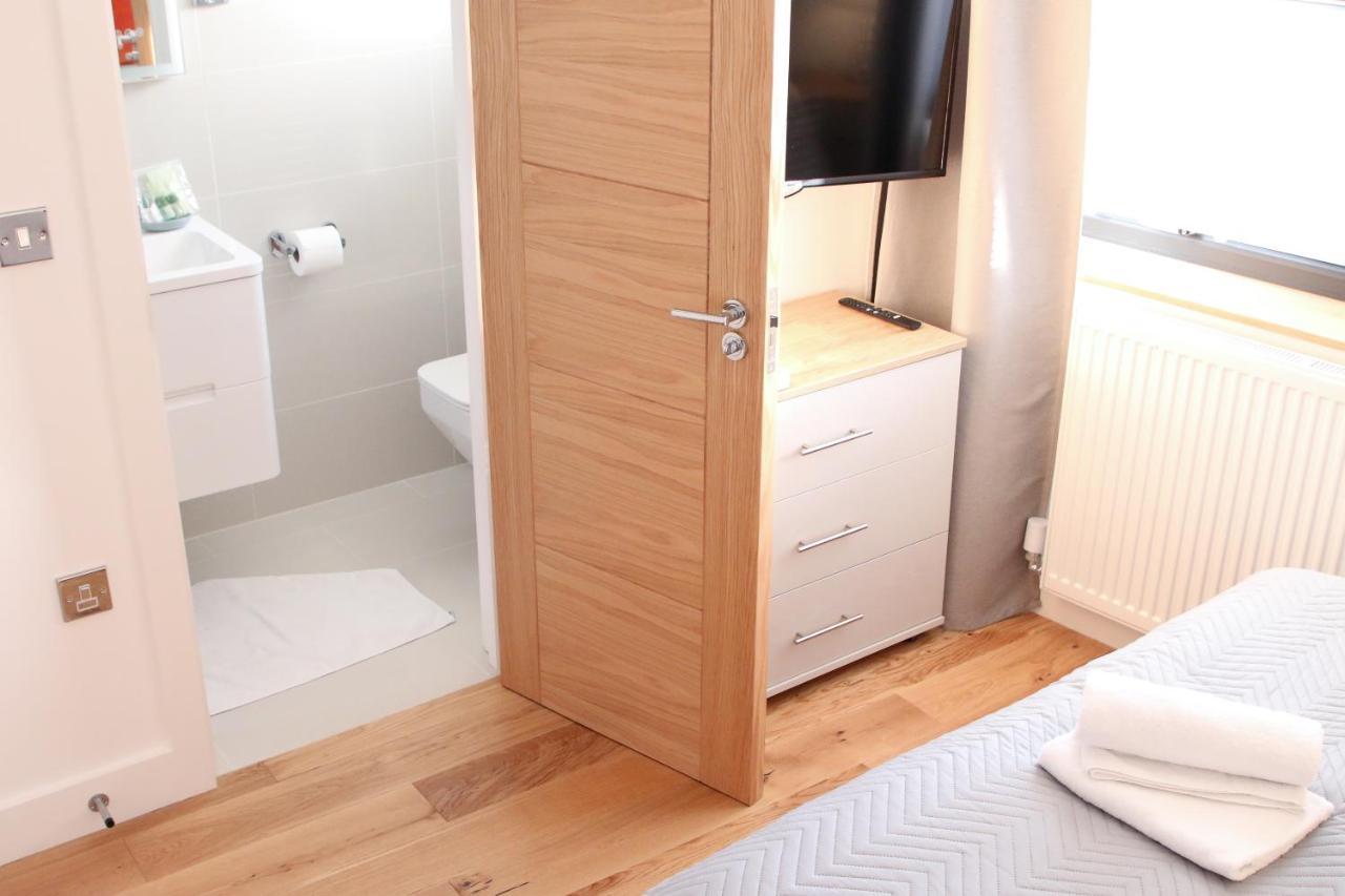 Exclusive Ensuite Double Room Londra Esterno foto